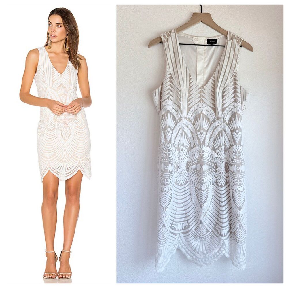 Bardot Tootsie Ivory Embroidered Lace Dress V-Neck Mini Cocktail Size 10 Large